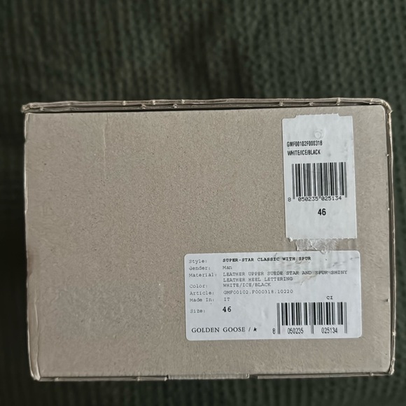 Men Golden Goose super star with black heel tab - Picture 6 of 7